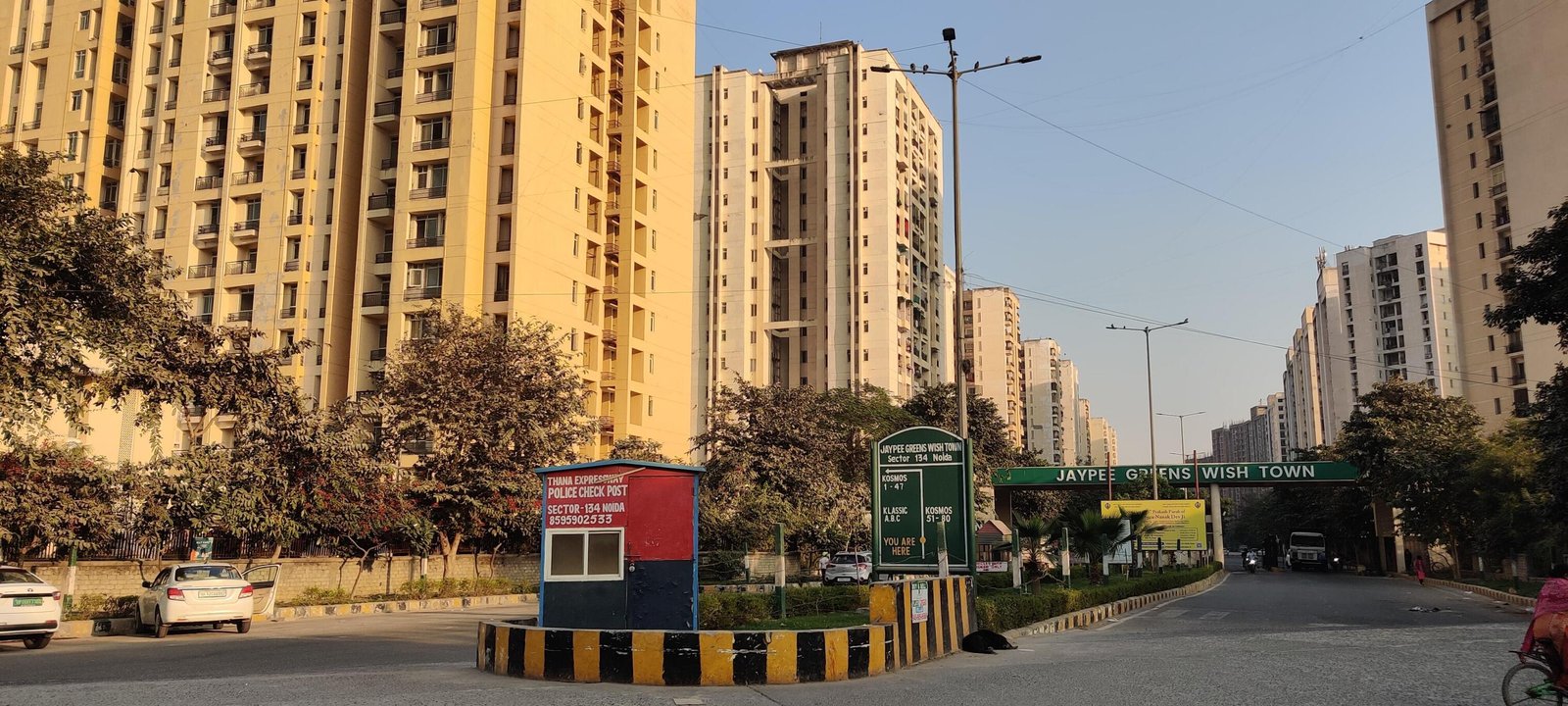 2BHK, Jaypee Greens Klassic
