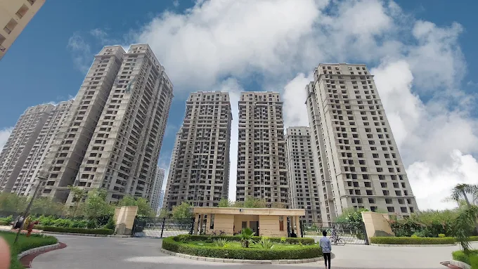2BHK, Jaypee Kosmos